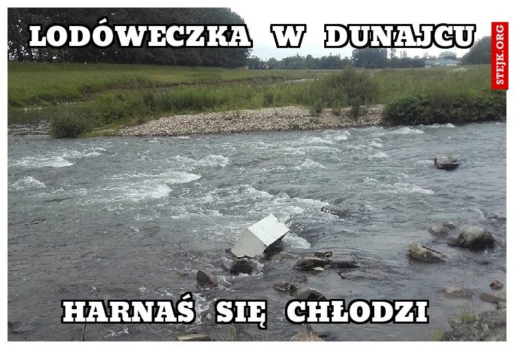 lodóweczka  w  dunajcu