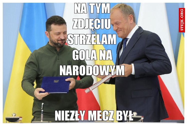 Na tym zdjęciu strzelam gola na narodowym