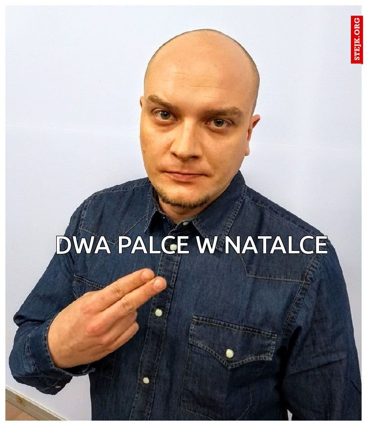 DWA PALCE W NATALCE 