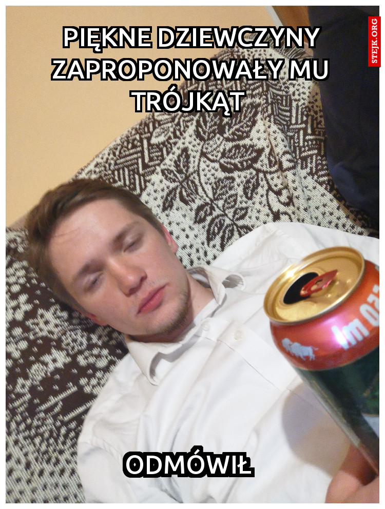 Piękne dziewczyny zaproponowały mu trójkąt 