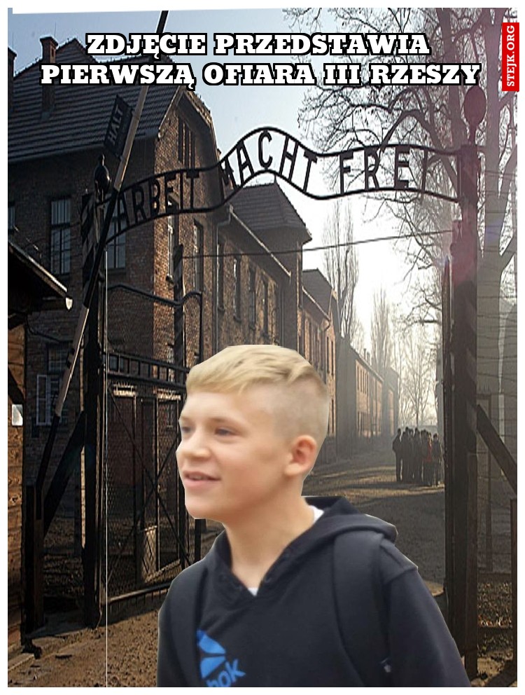 Zdjęcie przedstawia pierwszą ofiara III Rzeszy
