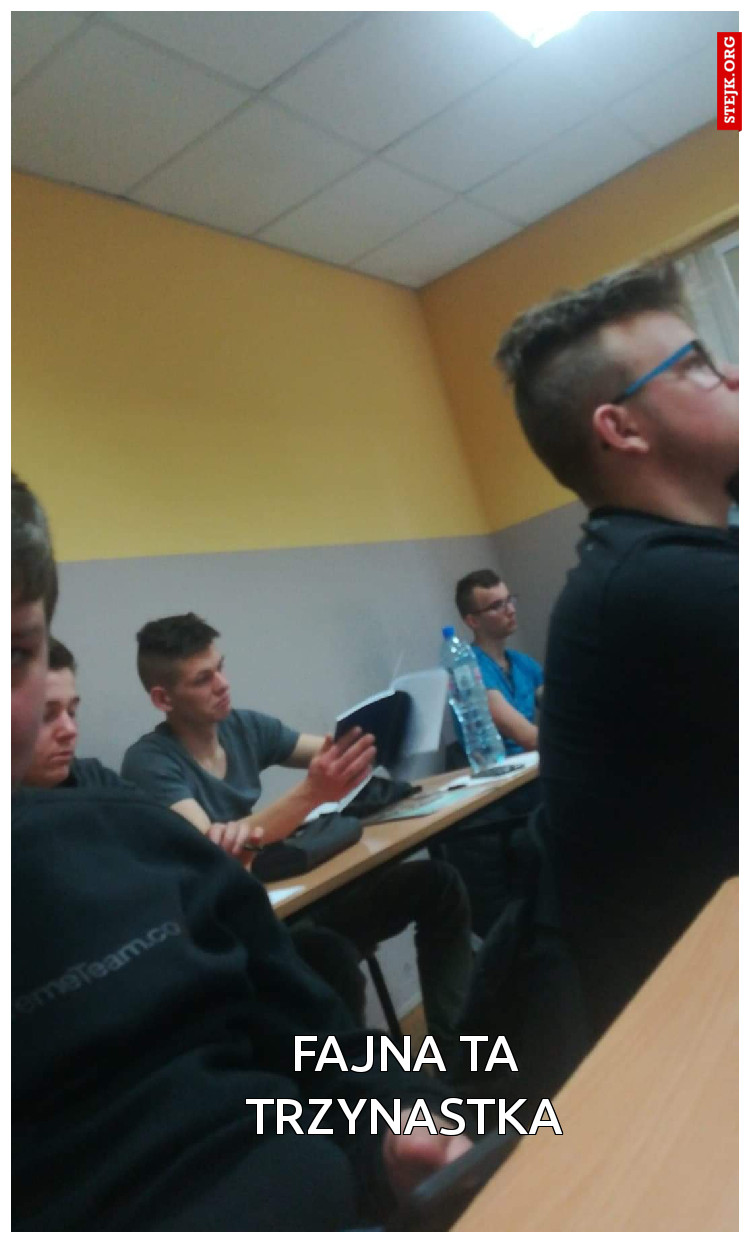 Kiedy obczajasz sobie trzynastolatki i jest tak dobra ze myślisz nad włożeniem swojego falusa 