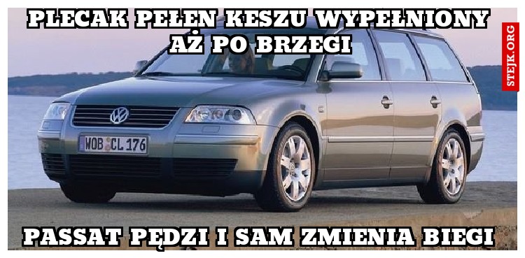 Plecak pełen keszu wypełniony aż po brzegi