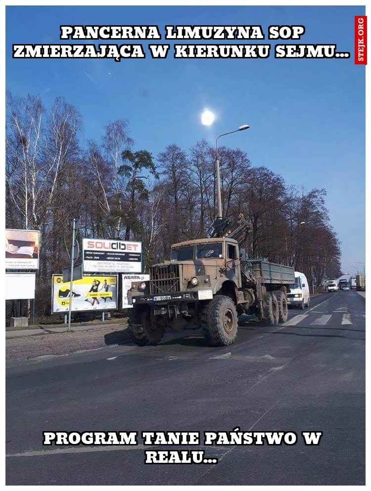 Pancerna limuzyna sop zmierzająca w kierunku sejmu... 